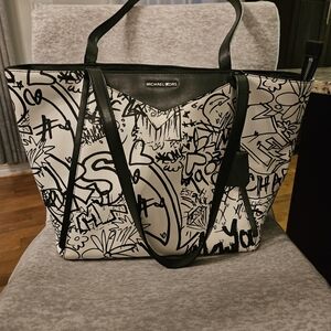 Michael Kors Whitney Large Graffiti Tote